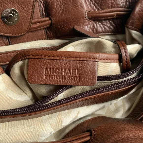 Beautiful brown leather Michael Kors bag. - Picture 12 of 13
